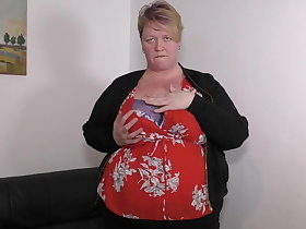 Heavy chubby full-grown old woman wants your horseshit