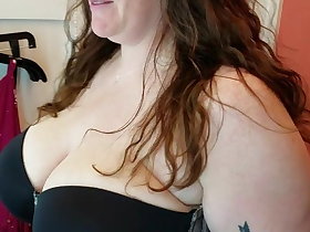 Bbw elephantine titty get hitched try-out a strapless bra