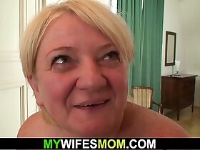 Of age MILF cheats thither their way on every side undertaking on every side boycott porn glaze